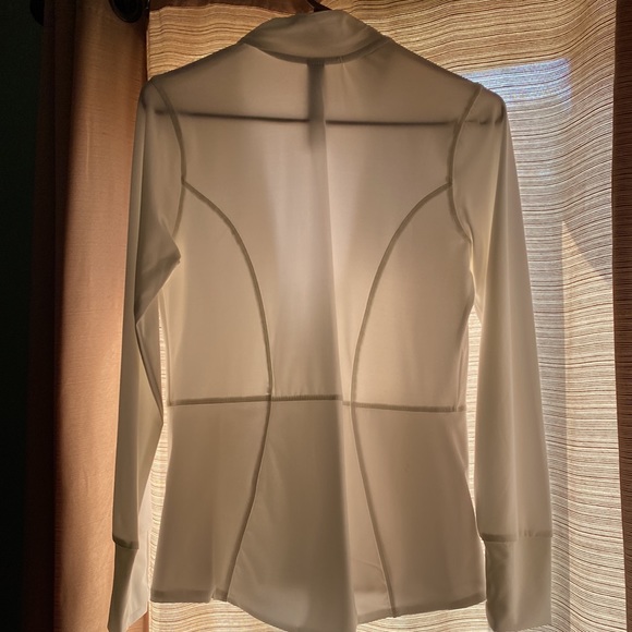 Running jacket - Picture 3 of 3